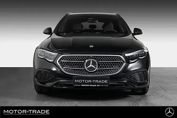 Mercedes-Benz E300 De 2026 photo 3