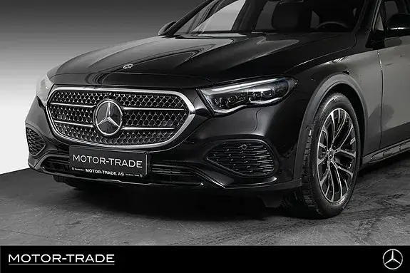 Mercedes-Benz E300 De 2026 photo 2