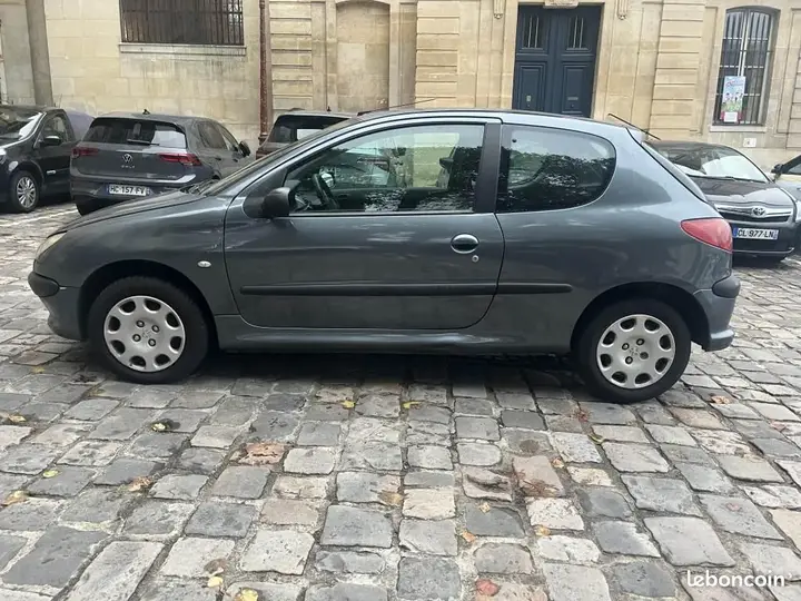 Peugeot 206 2006 photo 2