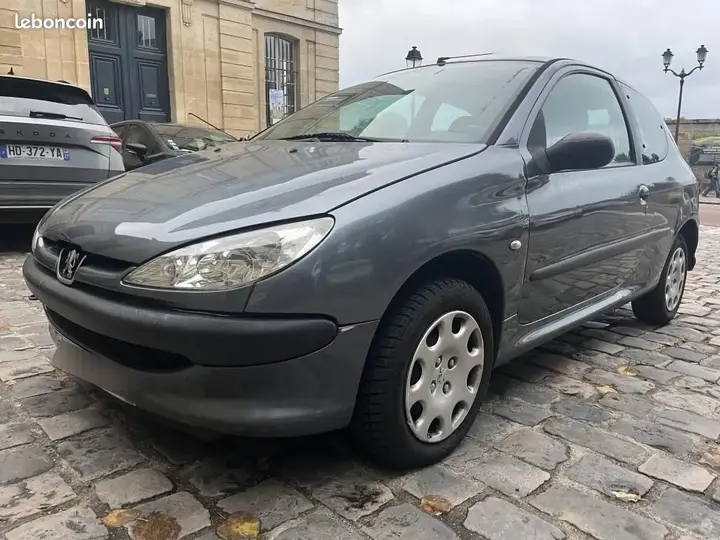Peugeot 206