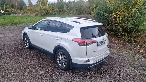 Toyota Rav4 2016 photo 5