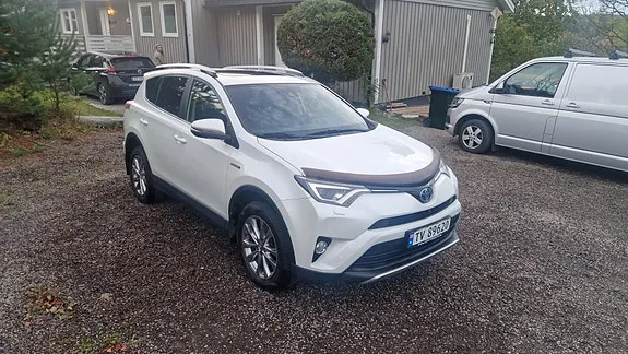 Toyota Rav4 2016 photo 3