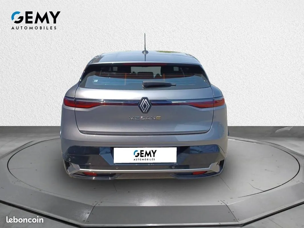 Renault Megane 2023 photo 5