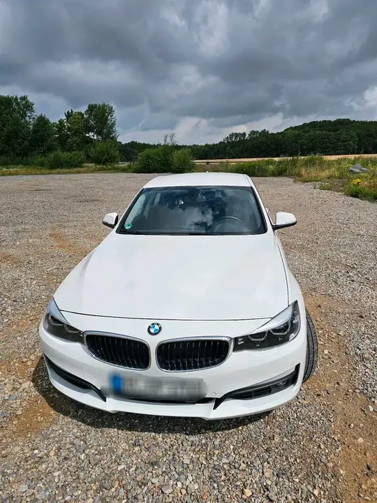 BMW 318D Gran Turismo