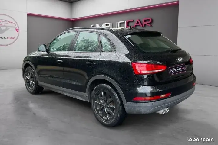 Audi Q3 2018 photo 3