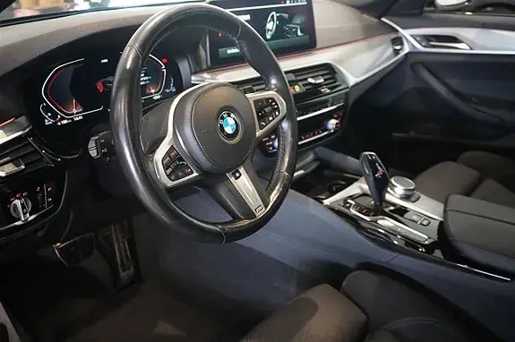 BMW 520D 2021 photo 2
