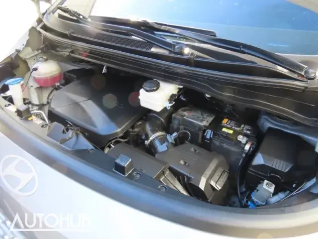 Hyundai Staria 2025 photo 5