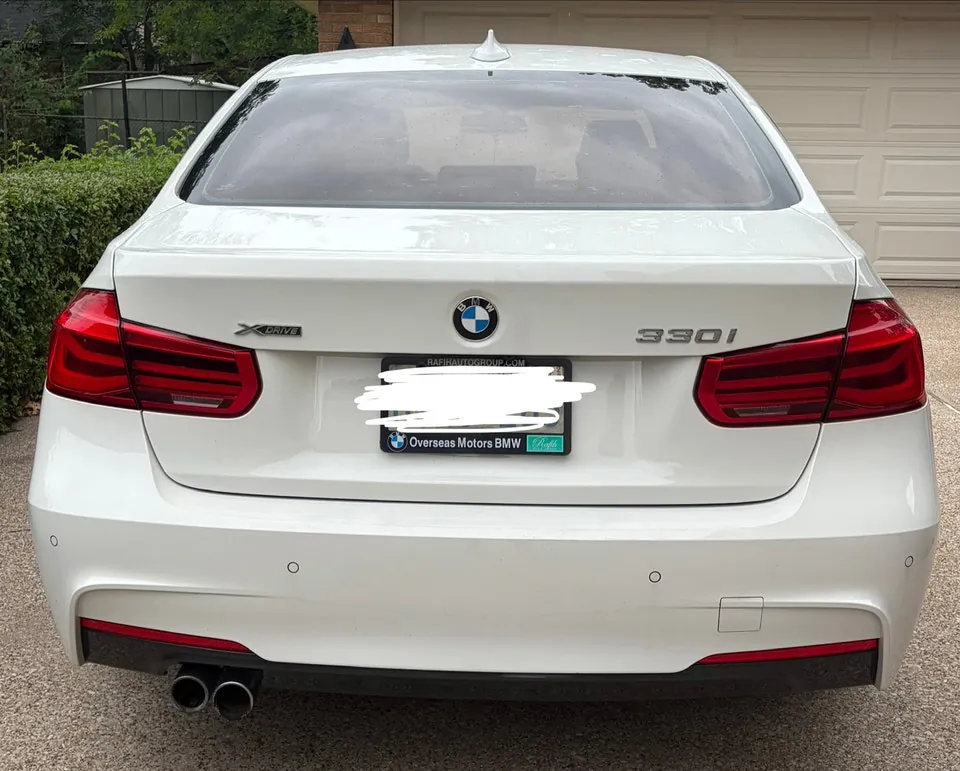 BMW 330I 2018 photo 3