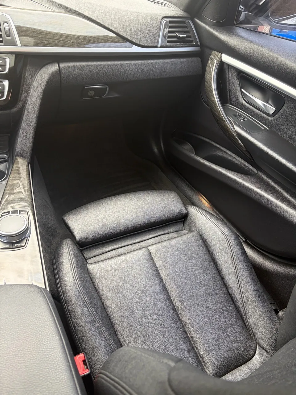 BMW 330I 2018 photo 5