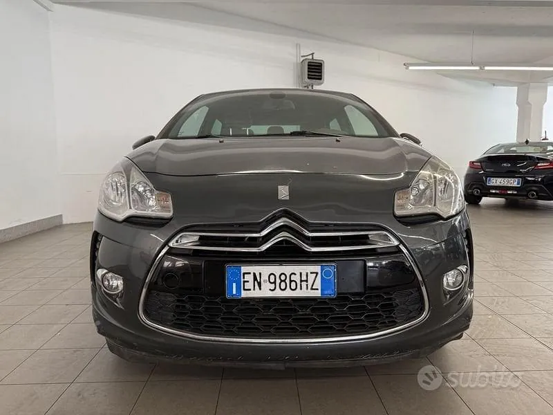 DS Automobiles Ds 3 2012 photo 2