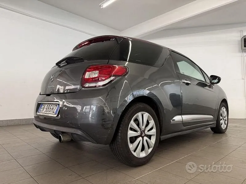 DS Automobiles Ds 3 2012 photo 4