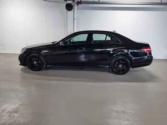 Mercedes-Benz E220 2009 photo 4
