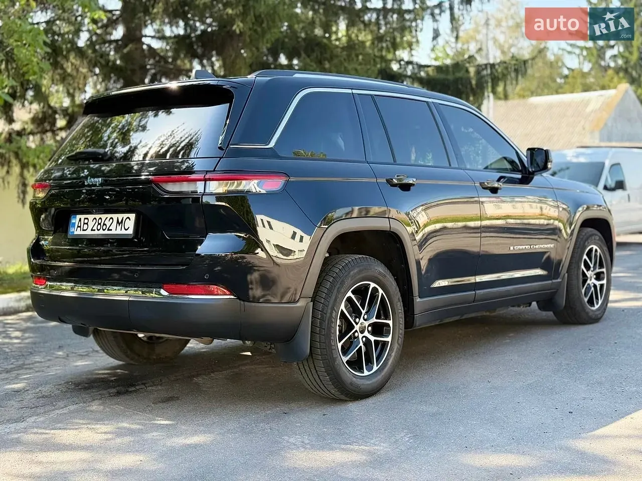 Jeep Grand Cherokee 2023 photo 3