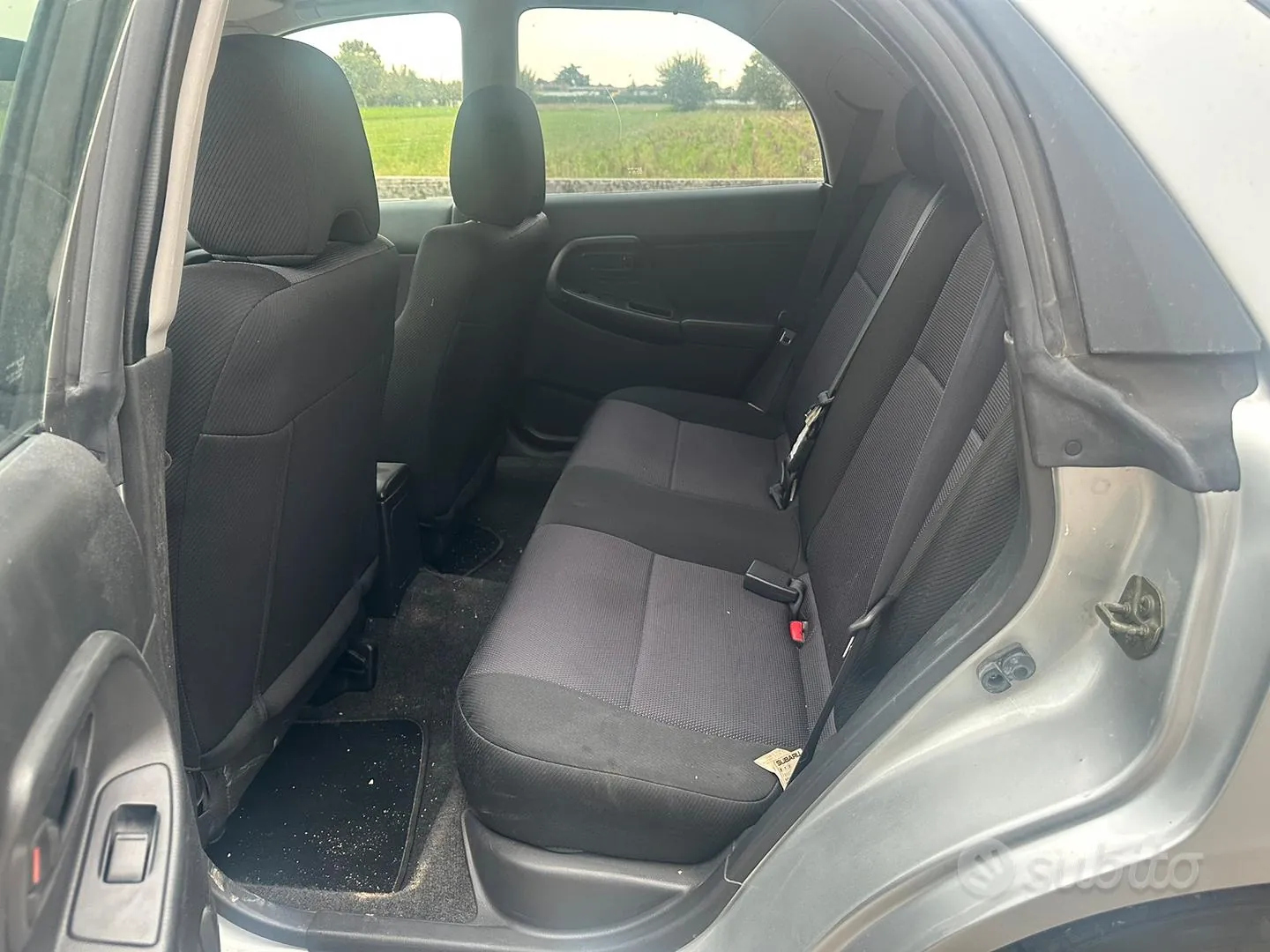 Subaru Impreza 2001 photo 4