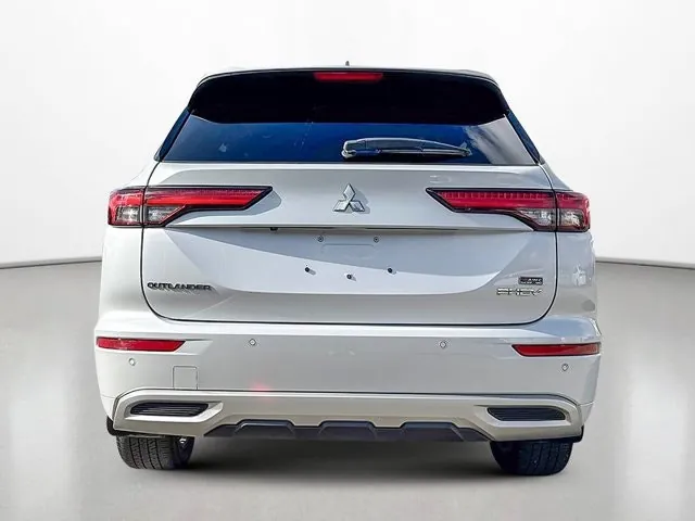 Mitsubishi Outlander 2024 photo 5