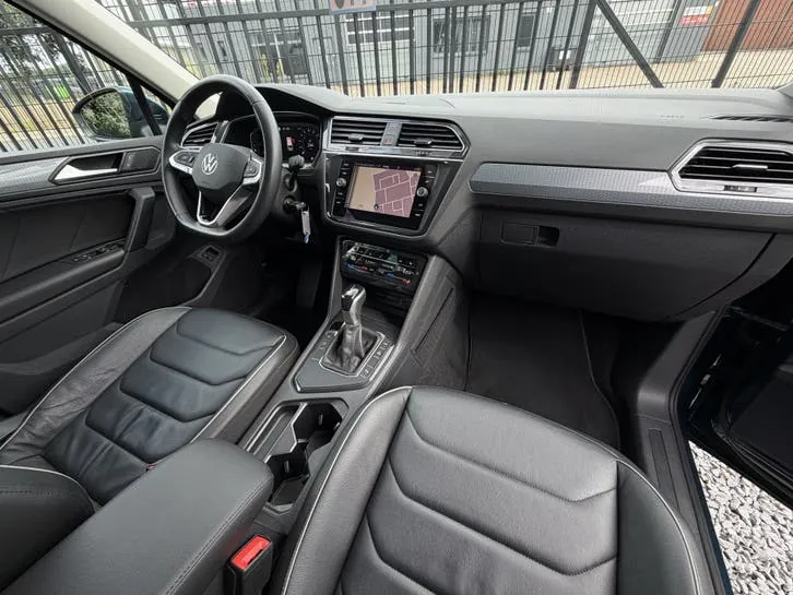 Volkswagen Tiguan 2021 photo 2