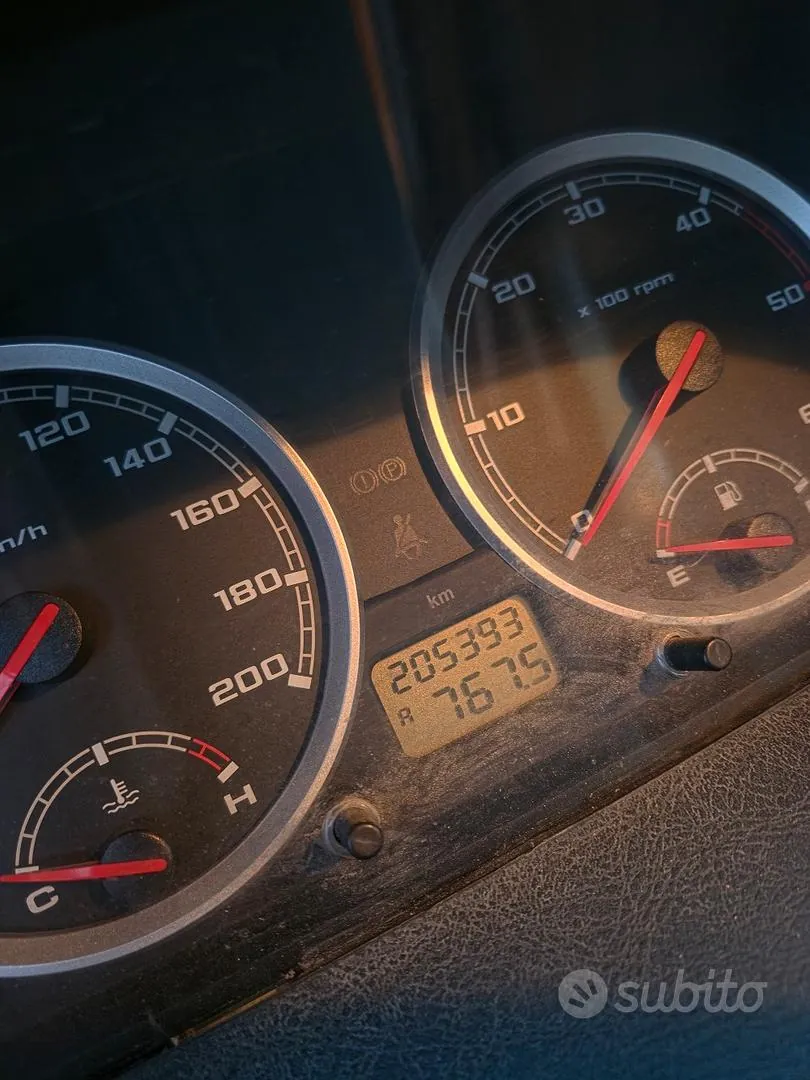Tata Xenon 2010 photo 5