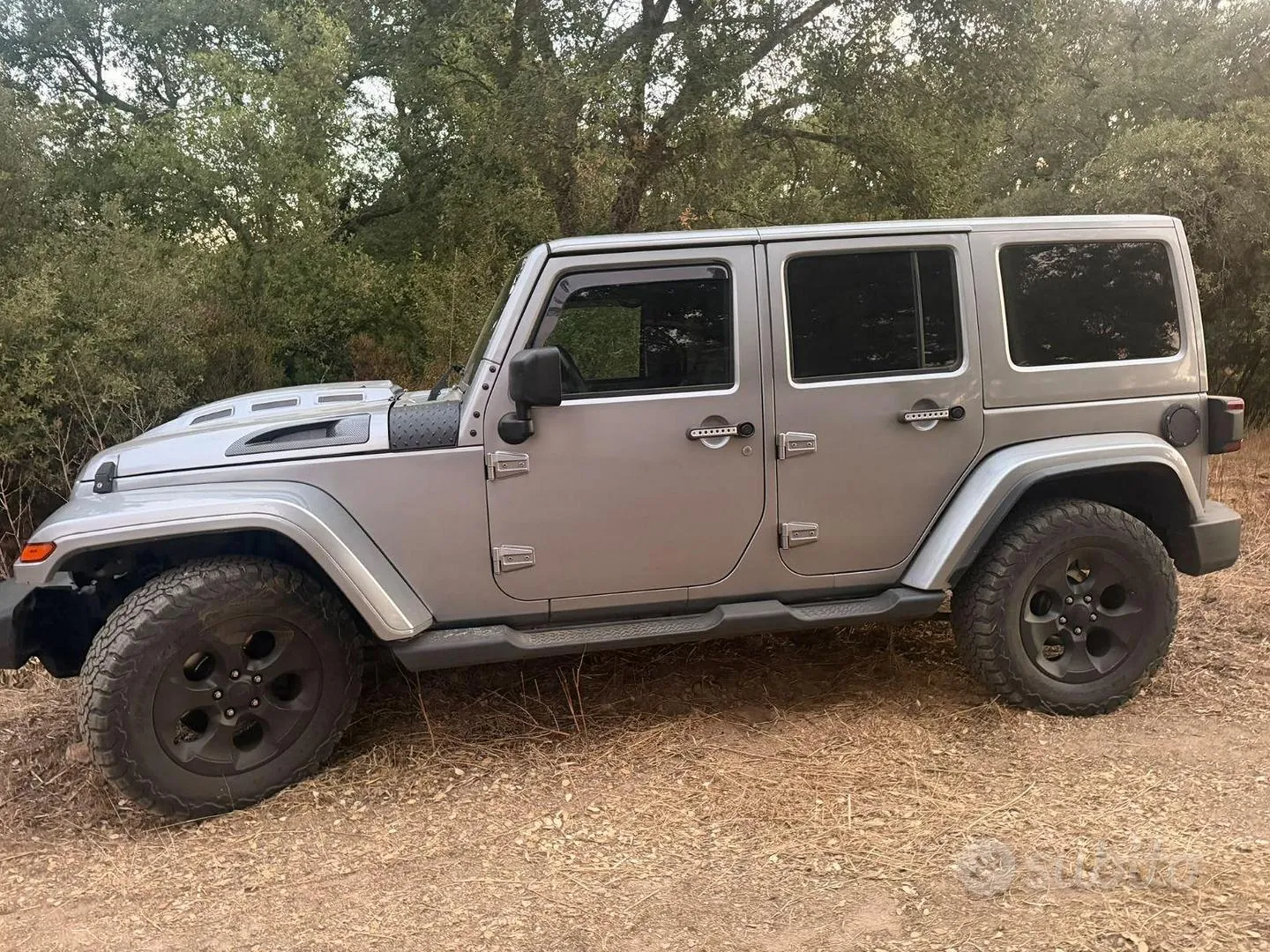Jeep Wrangler Unlimited 2015 photo 2