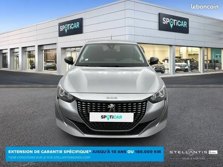 Peugeot 208 2022 photo 2
