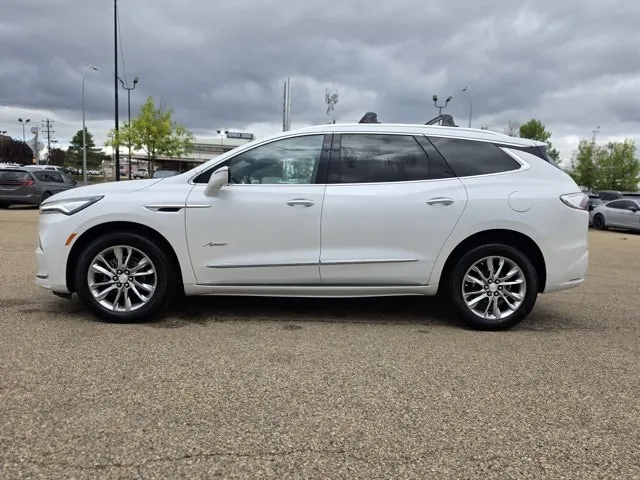 Buick Enclave 2022 photo 3