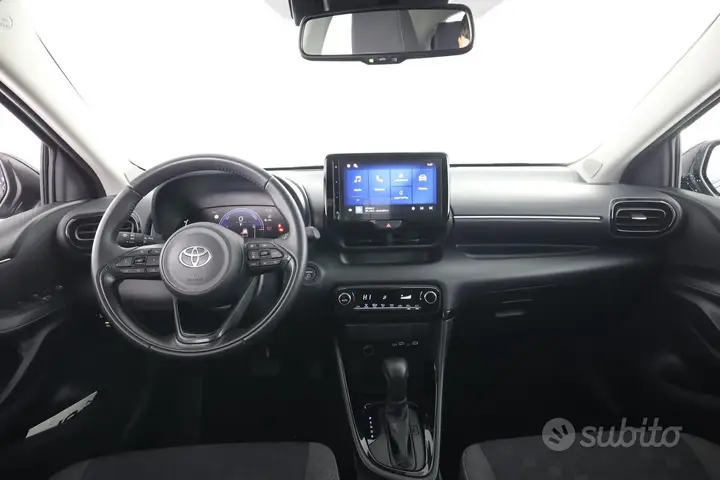 Toyota Yaris 2025 photo 4
