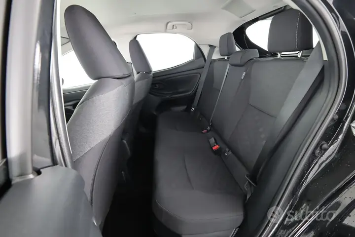 Toyota Yaris 2025 photo 3