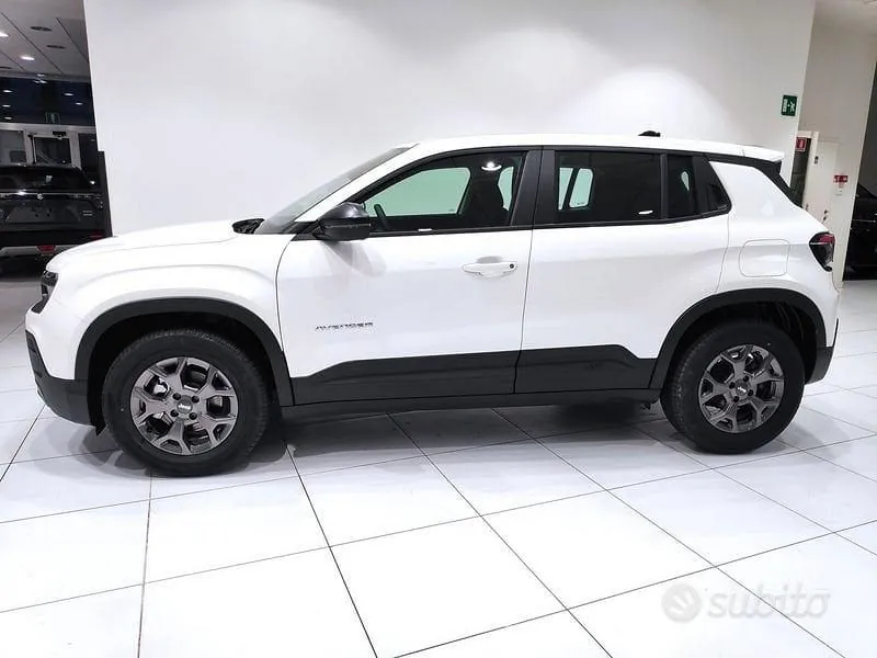 Jeep Avenger 2024 photo 2