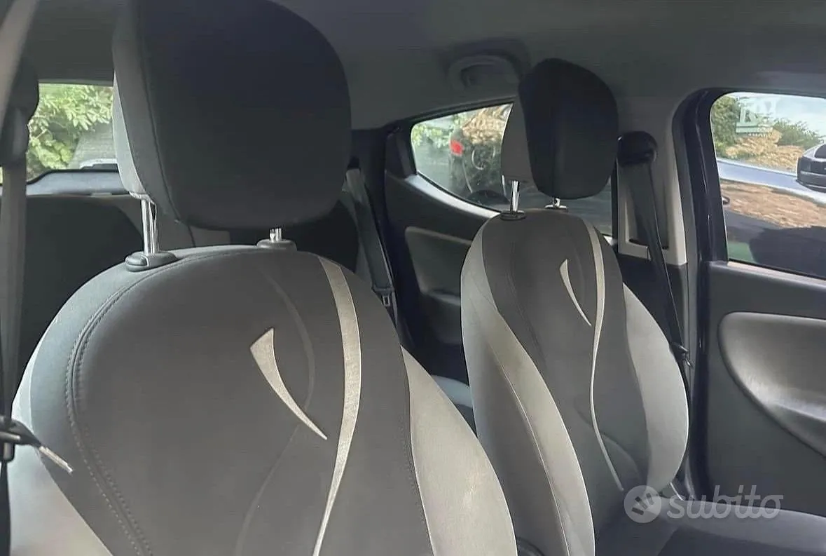 Lancia Ypsilon 2014 photo 5