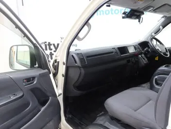 Toyota Hiace 2021 photo 5
