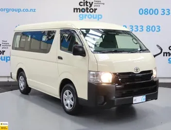Toyota Hiace 2021 photo 2
