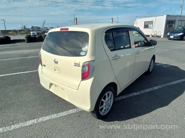 Daihatsu Mira 2012 photo 4
