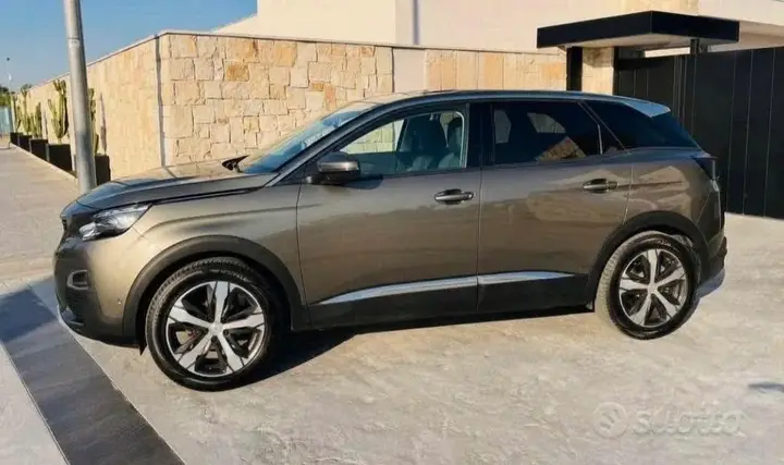 Peugeot 3008 2017 photo 2