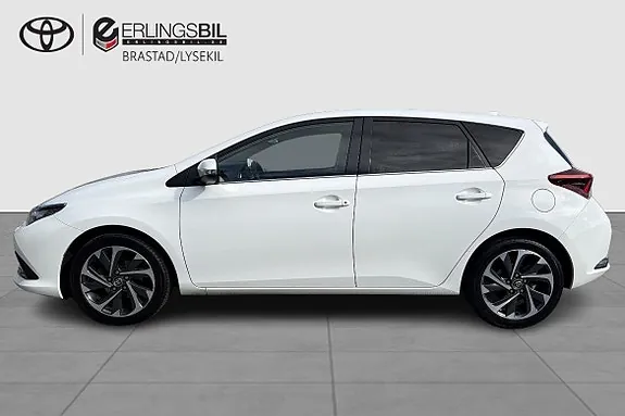 Toyota Auris 2016 photo 3