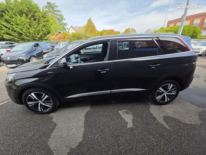 Peugeot 5008 2017 photo 5