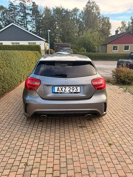 Mercedes-Benz A 180 2015 photo 5