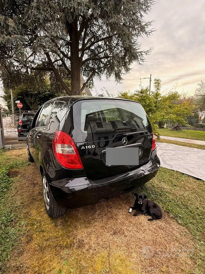 Mercedes-Benz A160 2010 photo 4