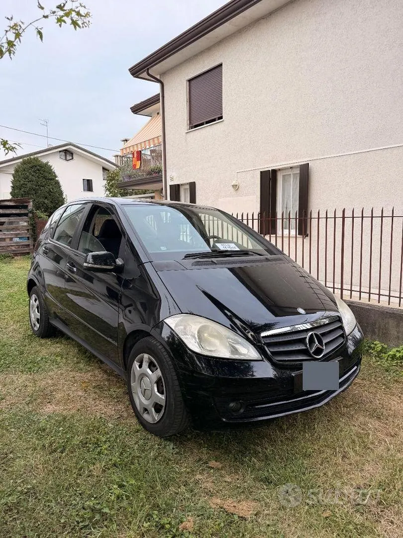 Mercedes-Benz A160