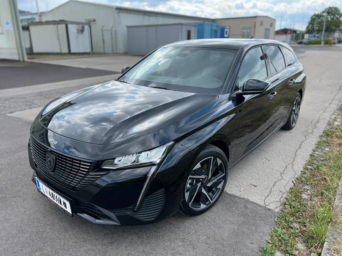 Peugeot 308 2024 photo 2