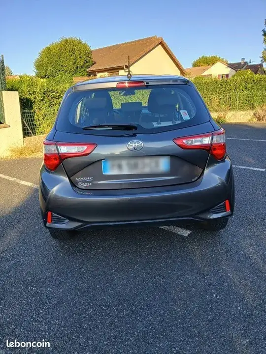 Toyota Yaris 2019 photo 3