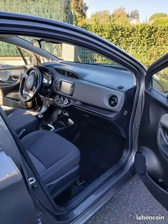 Toyota Yaris 2019 photo 4
