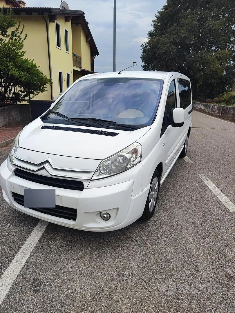 Citroen Jumpy 2011 photo 2