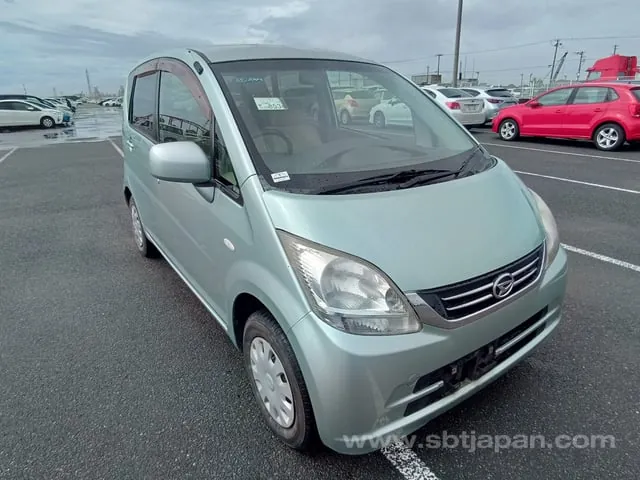 Daihatsu Move L