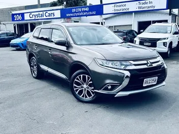 Mitsubishi Outlander 2015 photo 2