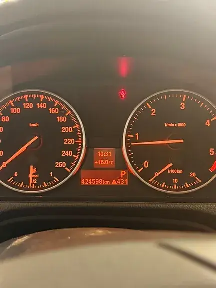 BMW 320D 2009 photo 5