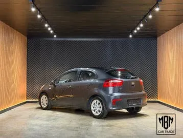Kia Rio 2016 photo 2