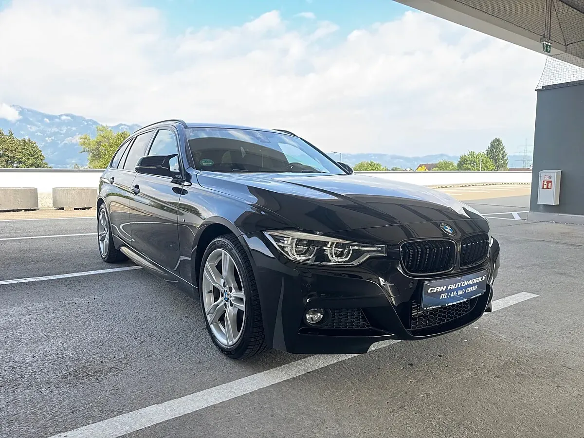 BMW 3 Series 2019 photo 2