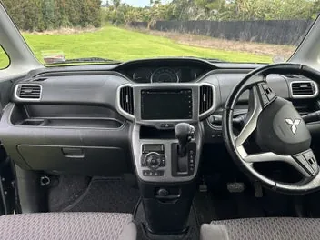 Mitsubishi Delica 2016 photo 4