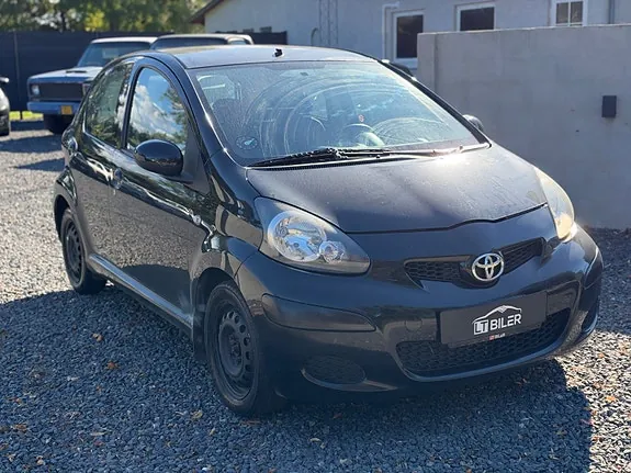 Toyota Aygo 2010 photo 2