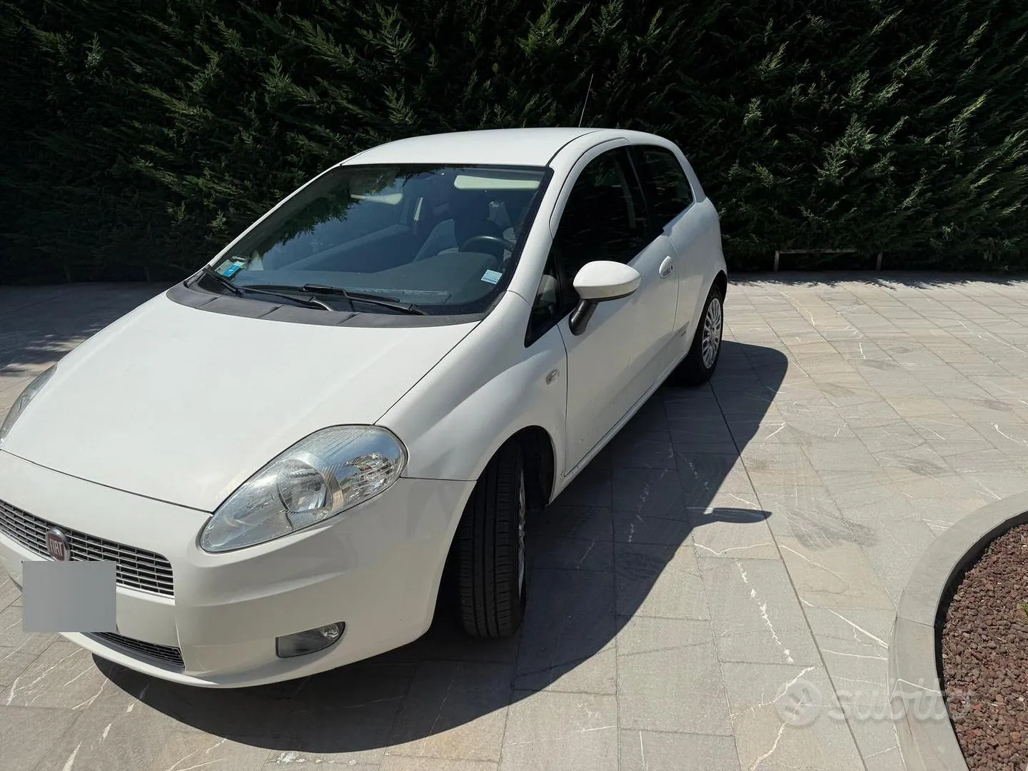 Fiat Grande Punto 2009 photo 3