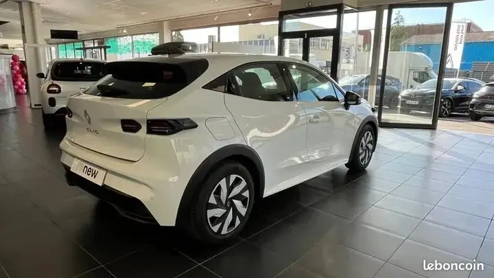 Renault Clio 2026 photo 5